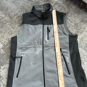 men's grey fleece vest size large